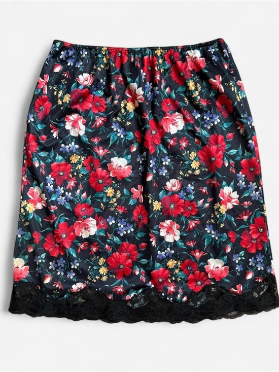 Vintage Dresses & Skirts - Vintage 80s floral printed slip skirt with lace trim
